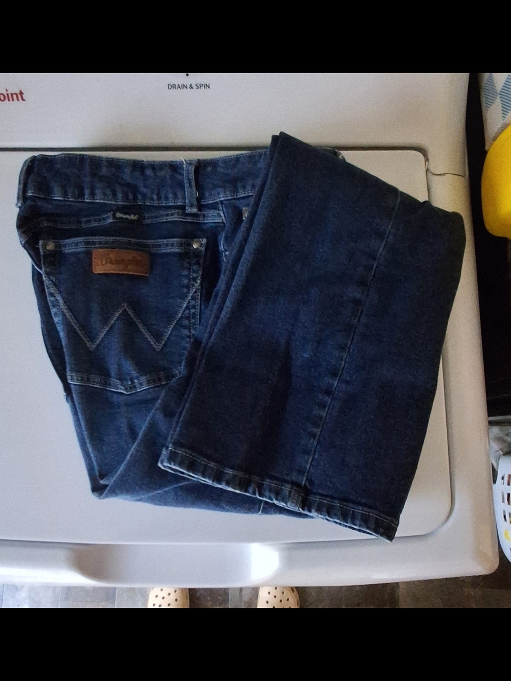 Wrangler Classic Dark Wash Jeans - Dark Blue